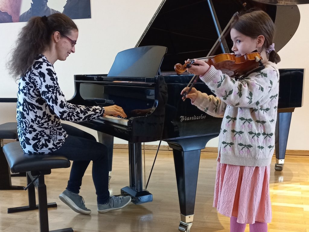 Musikalische Momente am Mittag Musikalische Momente am Mittag