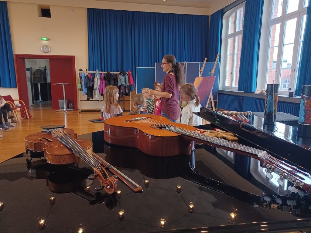 KlangBilder 2025: Pinsel Puck und seine Weltraumabenteuer