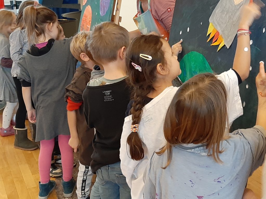 KlangBilder 2025: Pinsel Puck und seine Weltraumabenteuer