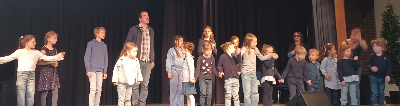 KWG-Aula „Unter Wasser“