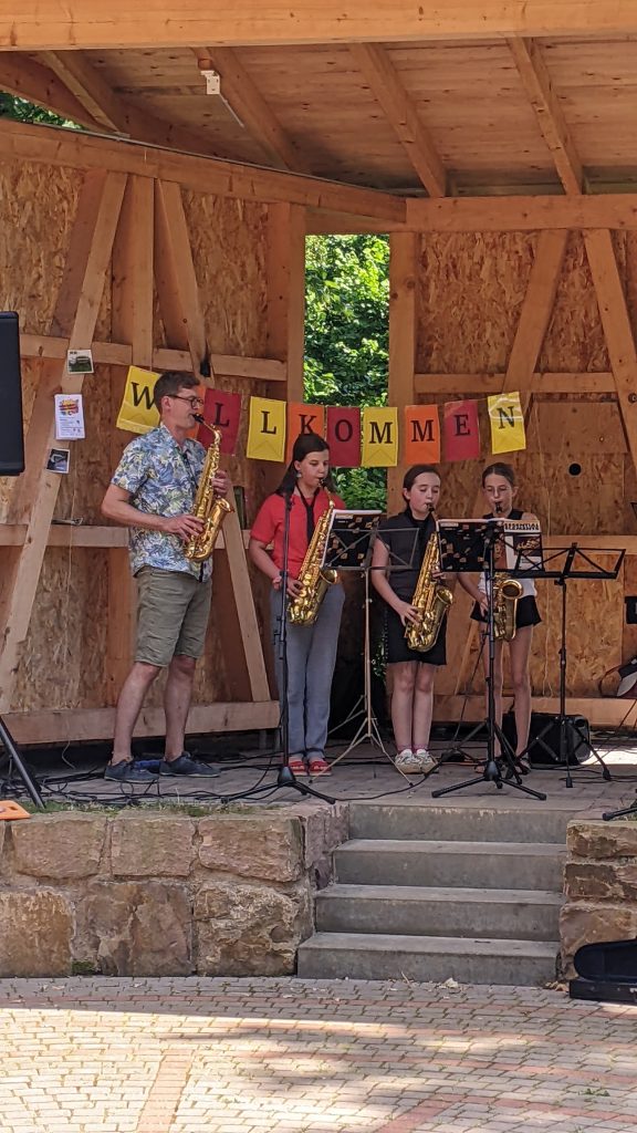 Familienpicknick im Schöpfungsgarten